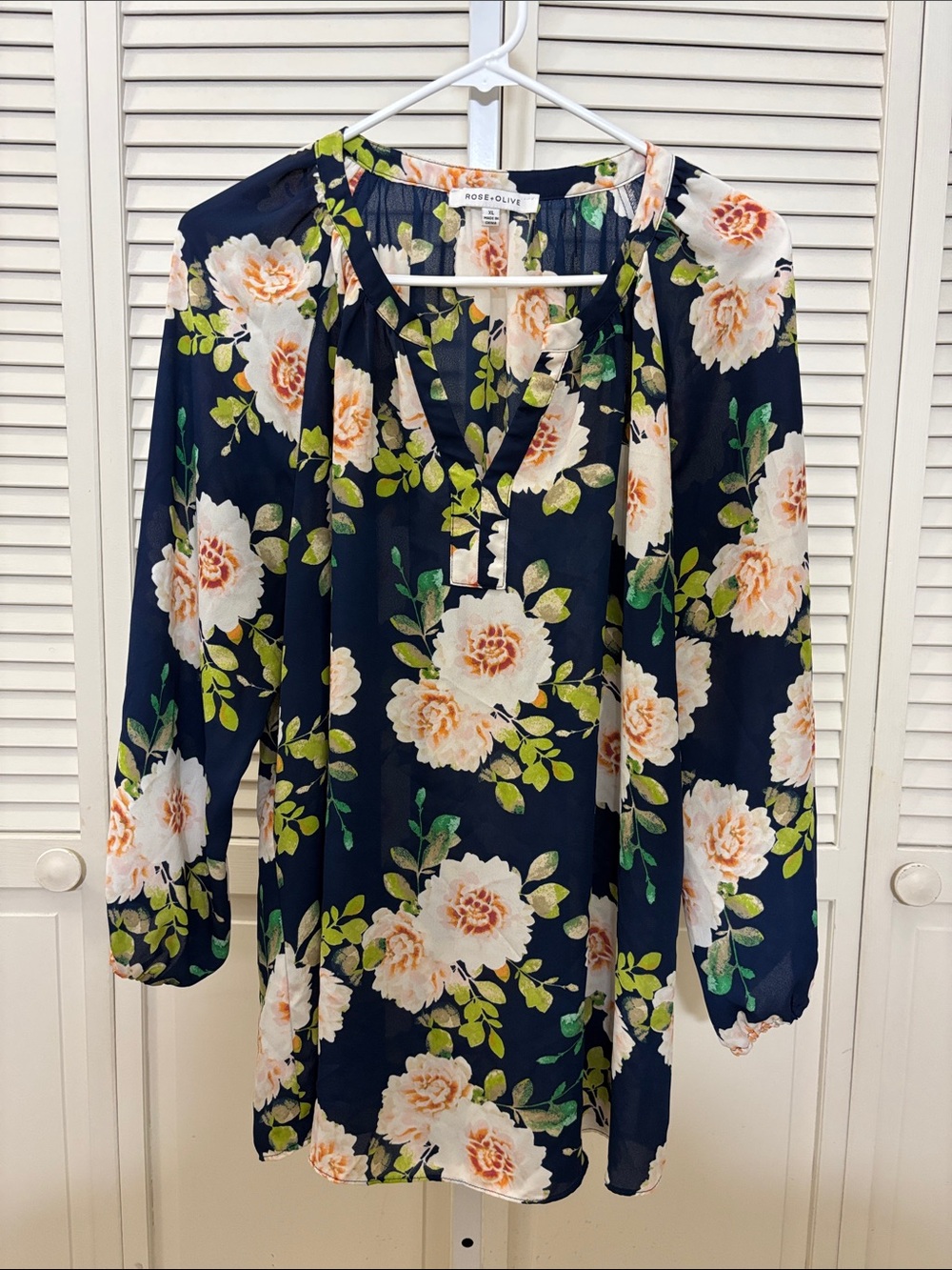 Rose & Olive Navy Floral Long-Sleeve Blouse XL